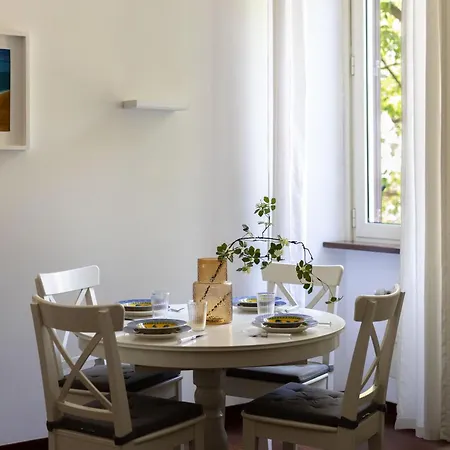 Casa Leone Апартаменты *