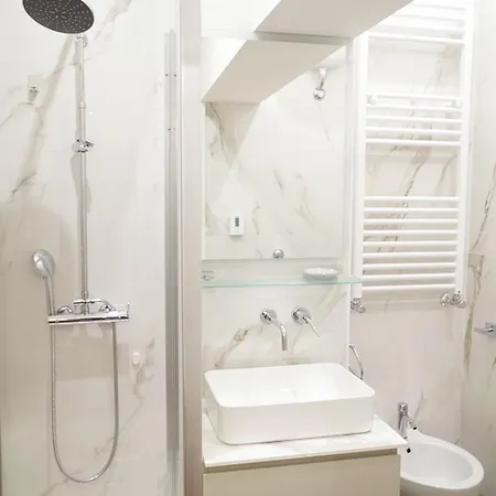 Casa Leone Апартаменты Рим